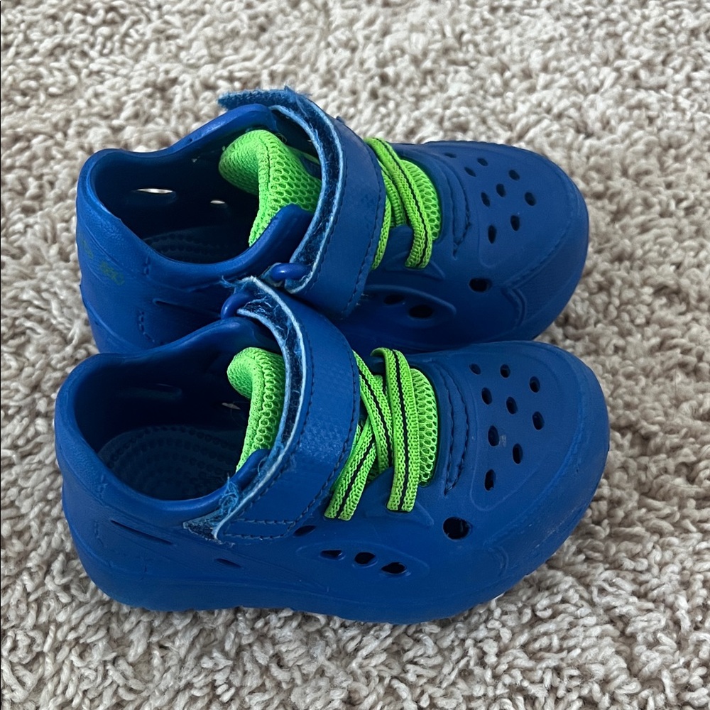 Stride Rite 360 Toddler Blue Water Shoes with Neon Green Accents